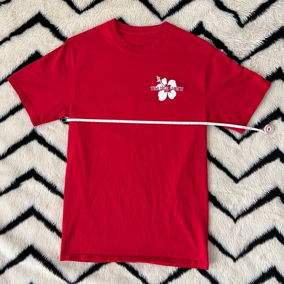 Trader Joe’s crew shirt size Medium in bright red. - Picture 3 of 9